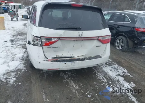 2011 Honda Odyssey Touring/Touring Elite z USA, uszkodzony, nr VIN 5FNRL5H97BB047349